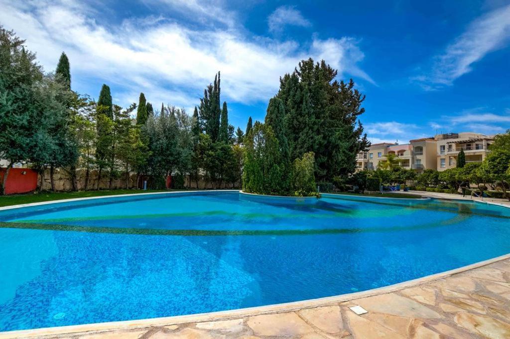 Penthouse Carina Apartman Paphos Kültér fotó