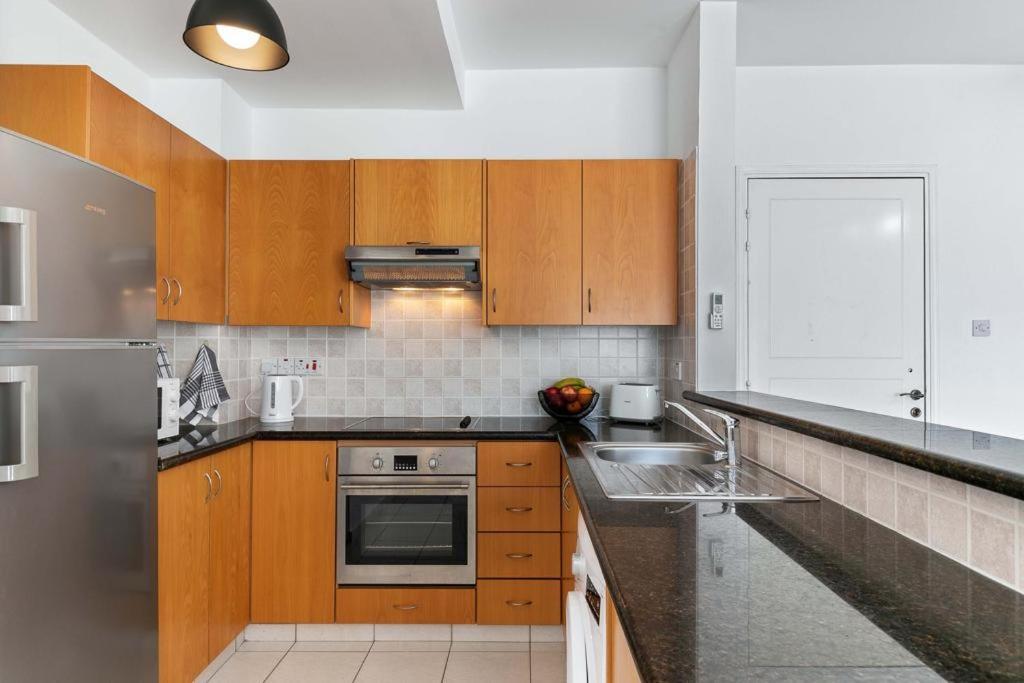 Penthouse Carina Apartman Paphos Kültér fotó